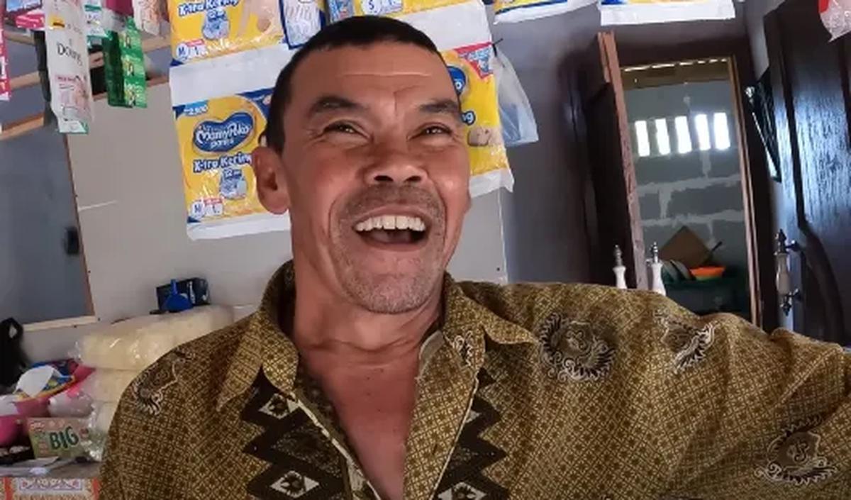 Warga tersebut memang mengakui bahwa banyak janda di desa tersebut namun janda yang sudah berusia tua. Sejauh ini tidak ada janda muda yang mudah dijumpai di kampung tersebut.