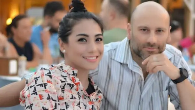 Potret Siti KDI bersama suaminya (Sumber: Instagram/@siti_perk)