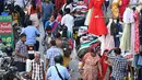 China telah memiliki penduduk terbanyak di dunia sejak setidaknya 1950, tahun ketika pencatatan data populasi PBB dimulai. (Photo by Satish BABU / AFP)