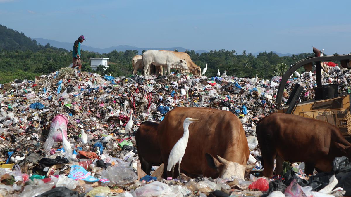 Pembangunan Bahan Bakar Turunan Sampah di Kota Padang, Solusi atau Masalah Baru?