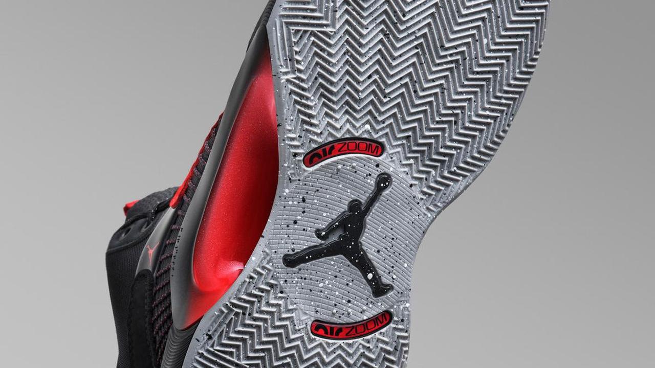<b>Menggunakan Outsole Extra Durable&nbsp;</b>