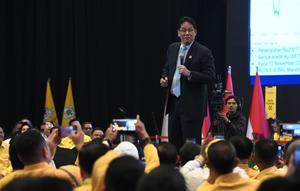 Menteri Keuangan Purbaya Yudhi Sadewa dalam sesi Dialog Interaktif bertajuk “Siasat Fiskal demi Daerah Berdaya” pada forum Bimbingan Teknis Anggota Fraksi Partai Golkar DPRD Provinsi dan Kabupaten/Kota Se-Indonesia Tahap II Tahun 2025.