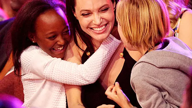 [Bintang] Angelina Jolie