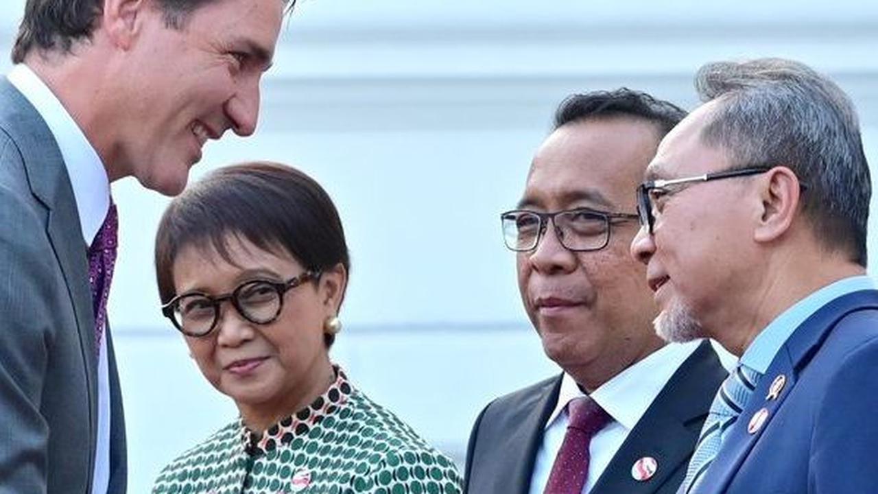 Mendag Zulhas Sambut & Lepas PM Kanada Justin Trudeau di AIPF 2023