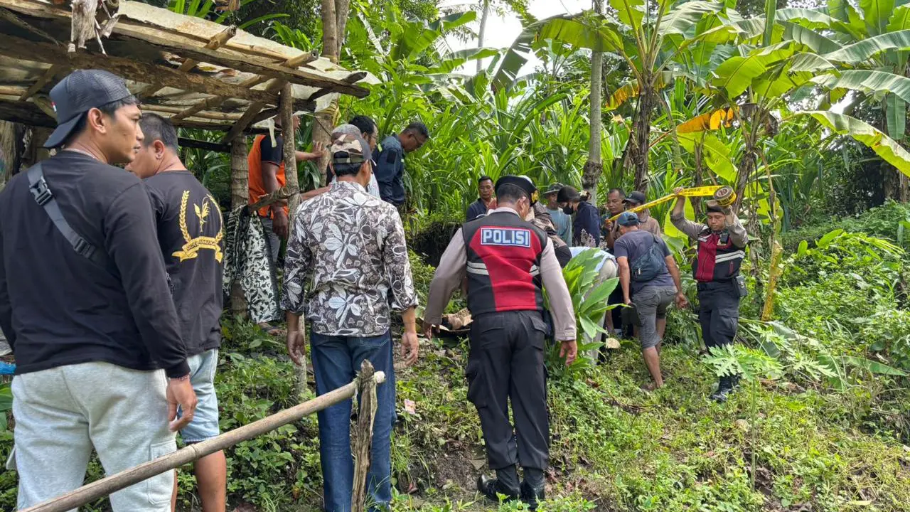 Lokasi penemuan jenazah pemuda di Badung