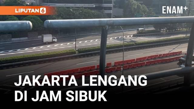 Antisipasi aksi demonstrasi lanjutan di Jakarta, sebagian kantor berlakukan Work From Home atau WFH bagi karyawannya. Senin (1/9) pagi Jakarta tampak lengang.