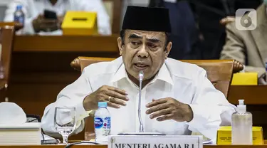 Menteri Agama Fachrul Razi saat Rapat Kerja dengan Komisi VIII DPR di Jakarta, Selasa (8/9/2020). Fachrul Razi menyatakan tidak tahu jika pernyataannya soal radikalisme masuk masjid melalui anak muda yang menguasai bahasa Arab dan good looking akan menjadi konsumsi publik. (Liputan6.com/Johan Tallo)