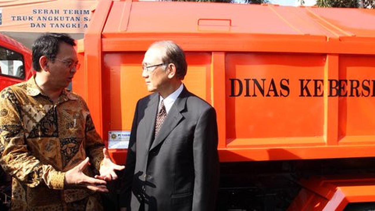 DPRD Bekasi kesal Ahok tak bisa atur truk sampah di Bantargebang