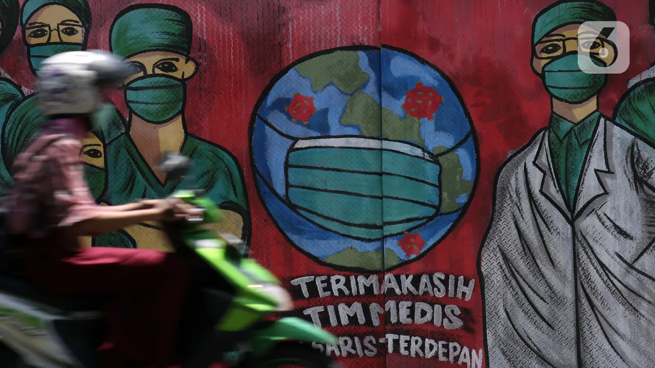 Dukungan Perjuangan Tim Medis Tertuang Dalam Mural