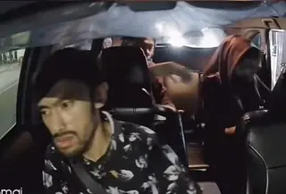 Polisi masih mendalami dugaan aksi mesum sejoli yang menaiki taksi online di kawasan Cipulir, Kebayoran Lama, Jakarta Selatan. (Foto: Tangkapan Layar Sosmed)