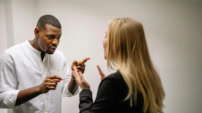 5 Zodiak Paling Mudah Cemburu, Waspadai Sifat Sensitif Mereka