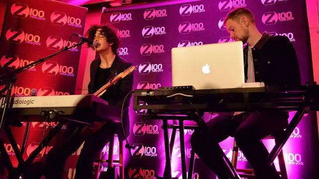 Mengenal Sosok Matty Healy, Vokalis The 1975 yang Dikabarkan Jadi Pacar Baru Taylor Swift