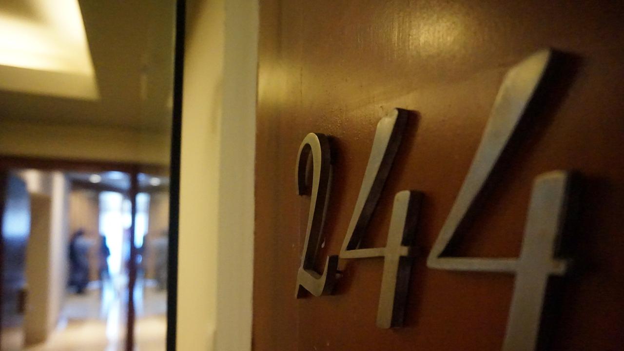 Kamar 244 di Hotel Grand Savoy Homann Bidakara