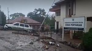 Hujan Deras Jadi Pemicu Banjir Bandang di Solok