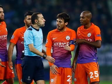  Manchester City bermain imbang 1-1 melawan Borussia Monchengladbach pada laga kelima Grup C Liga Champions di Borussia-Park, Rabu (23/11/2016). (Reuters/Wolfgang Rattay)