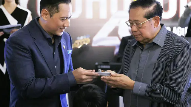 7 Momen Spesial Kejutan Ulang Tahun Agus Harimurti Yudhoyono ke-46, Penuh Kehangatan
