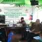 Dewan pengupahan Kota Cirebon bersama unsur terkait ditengah pembahasan UMK tahun 2020. Foto (Liputan6.com / Panji Prayitno)