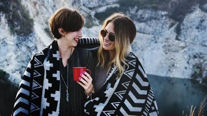 [bintang] 4 Zodiak Tersertia yang Nggak Akan Khianati Sahabatnya