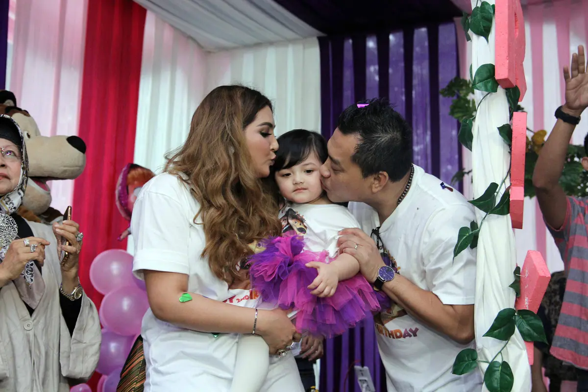 [Bintang] Anang, Ashanty