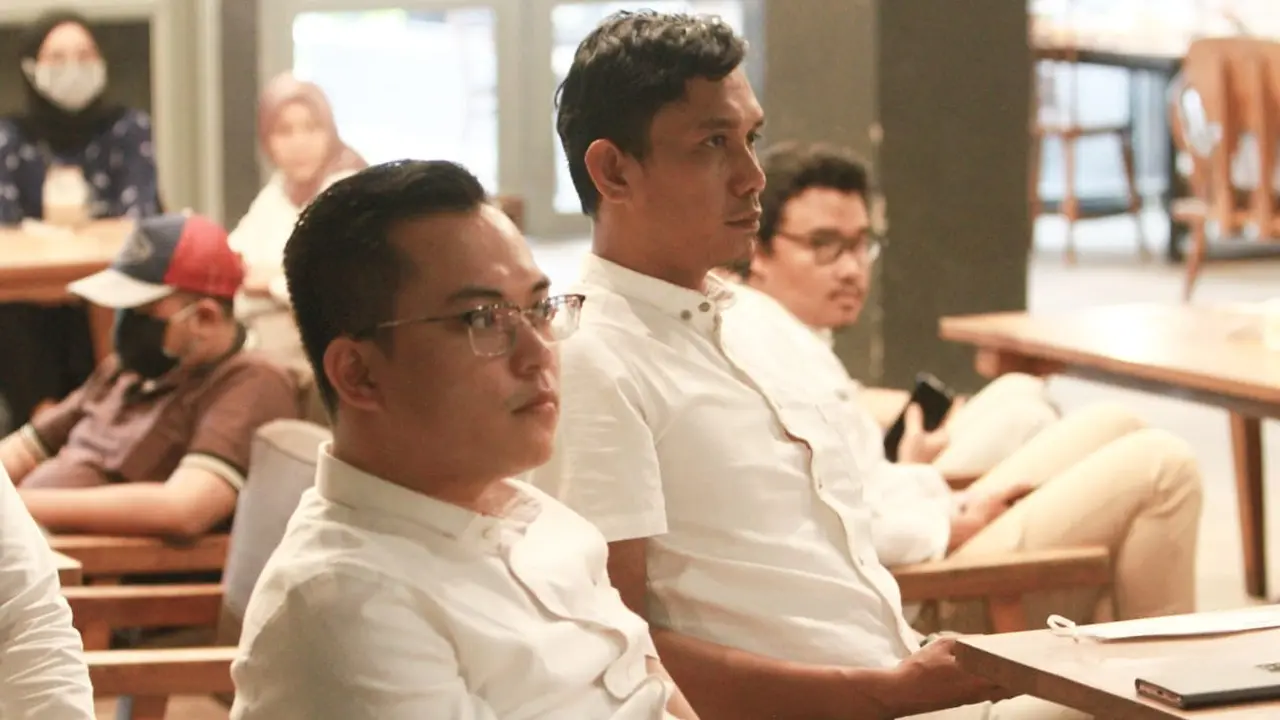 Sekretaris PD Tidar Jatim, Gus Dodi bersama Agus Nur Yasin, Ketua PC Tidar Jember. (Istimewa).