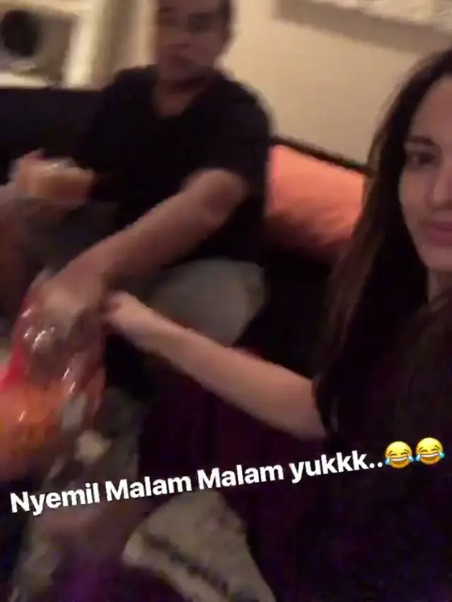 Nia Ramadhani dan Ardi Bakrie. (Foto: Dok. Instagram @ramadhaniabakrie)