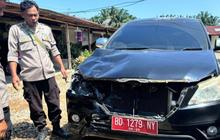 Mobil Dinas Dikendarai Kadis Perhubungan Mukomuko Kecelakaan!