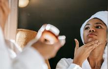 Apakah Ibu Menyusui Boleh Menggunakan Skincare? Pilihlah Produk dengan Kriteria Ini untuk Keamanan