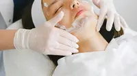 Tak Perlu Skincare Mahal, Beauty Vlogger Ini Pakai Tepung untuk Mencerahkan Wajah