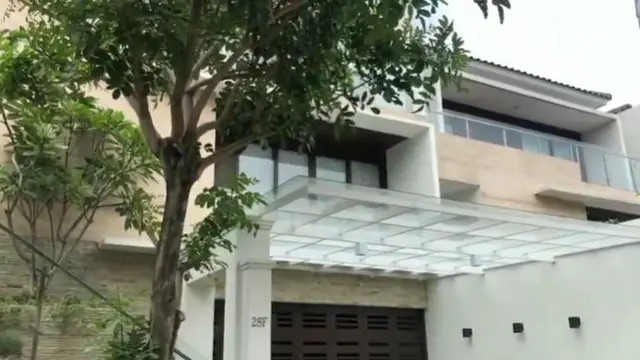 Rumah Ricky Perdana dan Chacha Takya