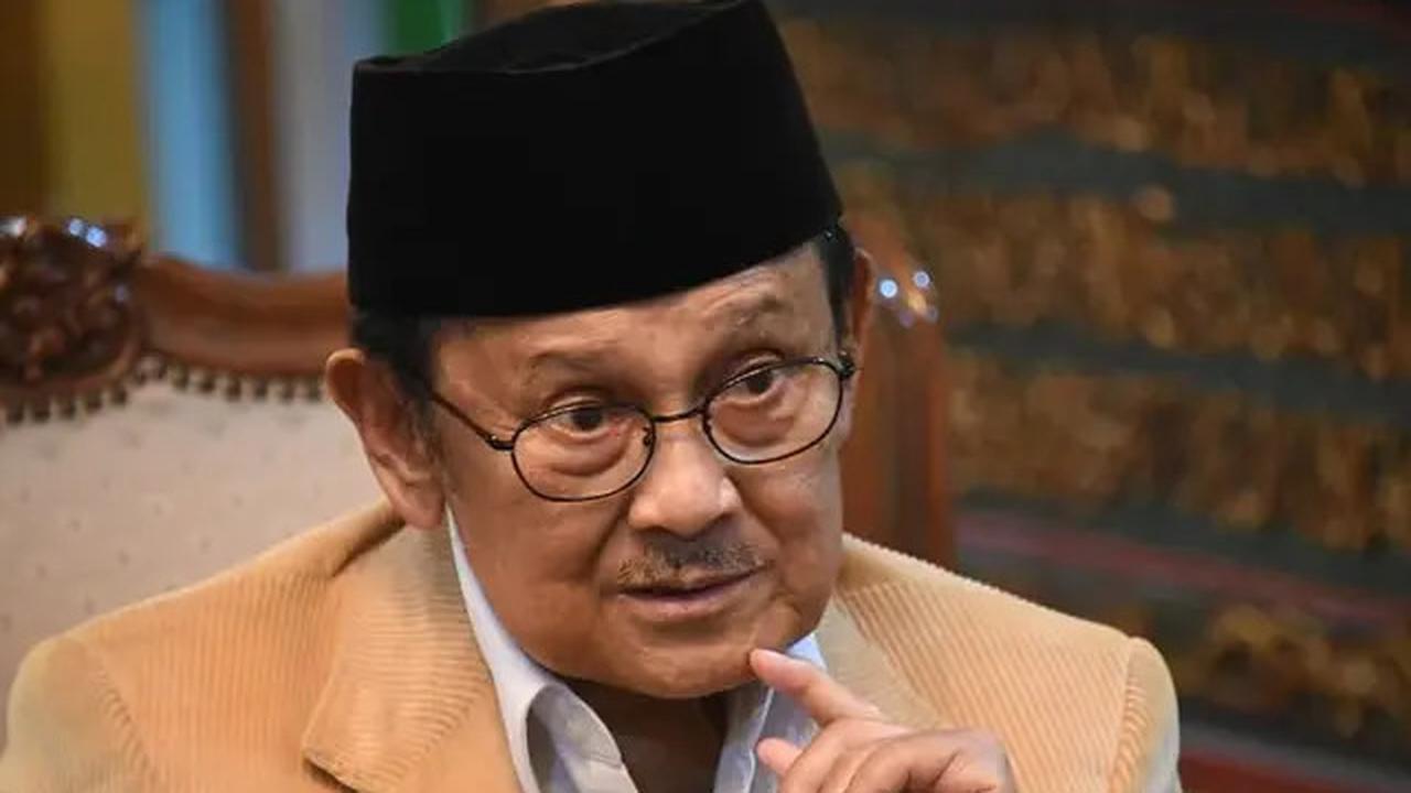 Biografi BJ Habibie, Presiden ke-3 yang Dijuluki Bapak Teknologi Indonesia