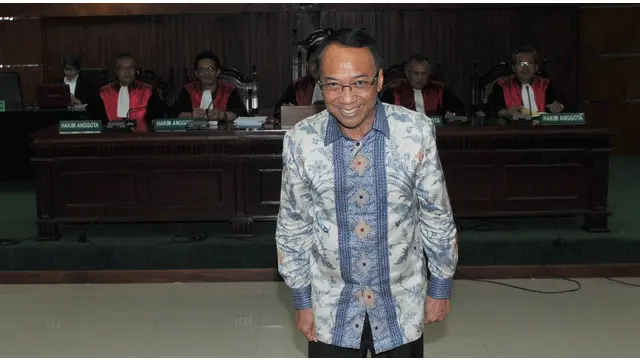 News Flash: Jero Wacik Rayakan Ultah Istrinya Menggunakan Uang Negara