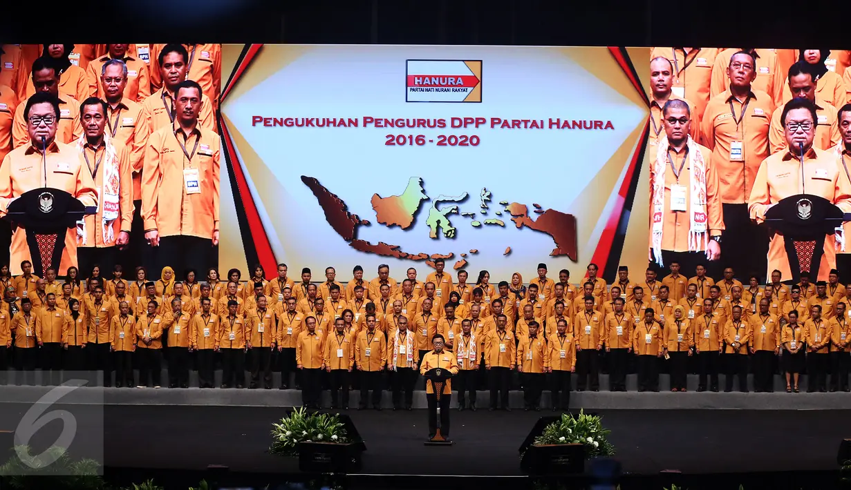 Suasana Pelantikan Dewan Pimpinan Pusat Partai Hati Nurani Rakyat (Hanura) tahun 2016 - 2020 di Sentul International Convention Centre, Bogor, Rabu (22/02). (Liputan6.com/Johan Tallo)