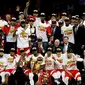 Para pebasket Toronto Raptors merayakan kemenangan sekaligus gelar juara NBA pertama mereka pada musim 2018-2019. (Getty Images/AFP/Lachlan Cunningham)