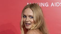 Heather Graham berpose untuk fotografer setibanya di amfAR, yayasan penelitian bantuan, makan malam, selama Venice Film Festival 2022 ke-79 di Venesia, Italia, Rabu, 7 September 2022. Heather Graham tampak luar biasa saat dia menghiasi karpet merah di amfAR Gala selama Venice Film Festival pada hari Rabu (7/9). (AP Photo/Domenico Stinellis)