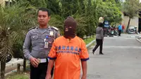 Ngadianto, sopir minibus yang terlibat kecelakaan maut di Dusun Kuren, Desa Dadi, Plaosan, ditetapkan sebagai tersangka.  (Andi Chorniawan/Radar Magetan)