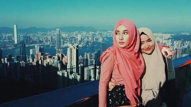 [Bintang] Cindy Fatikasari dan Anak