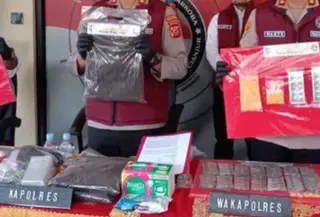 Polisi mengungkap 31 kasus narkoba dan mengamankan 37 tersangka. (Liputan6.com/Fira Syahrin)