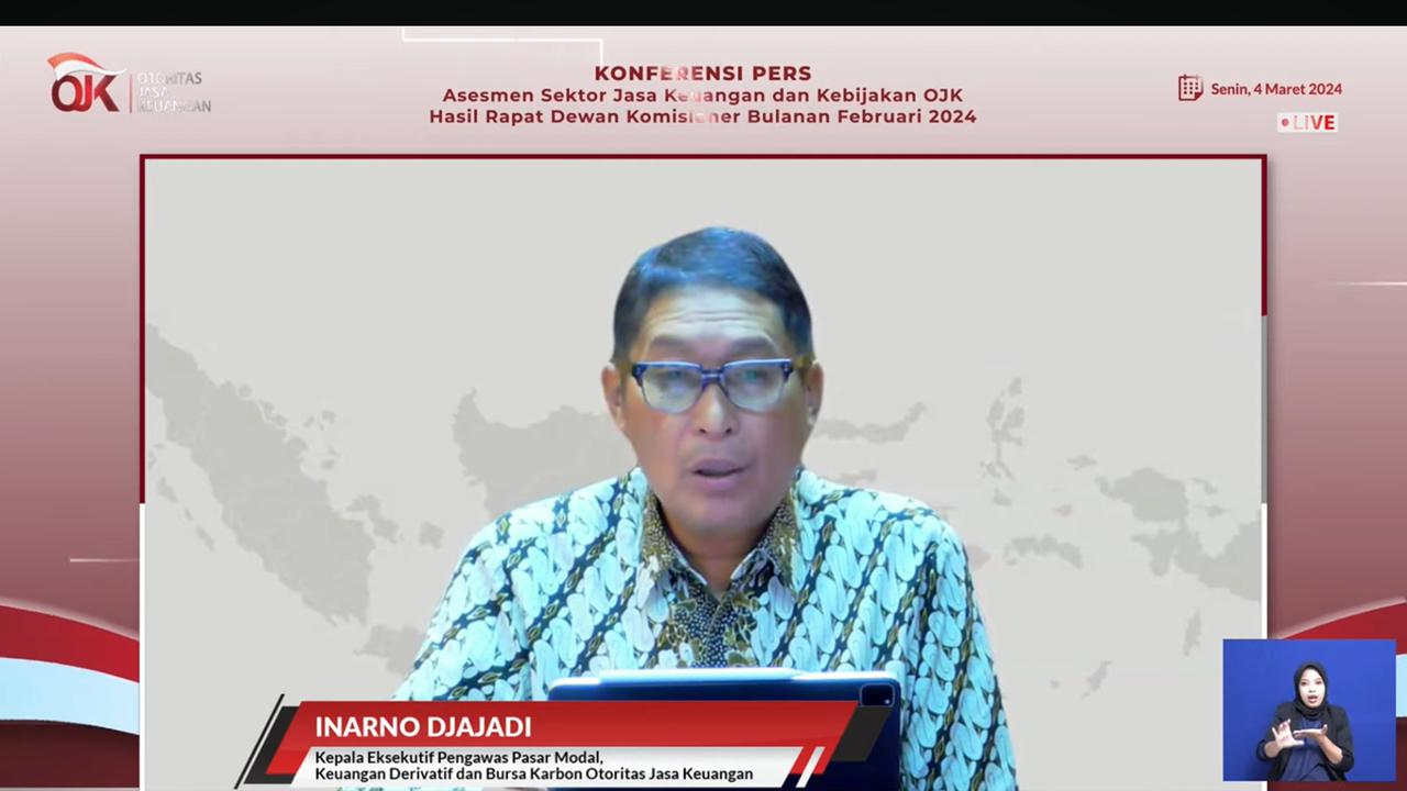 Kepala Pasar Modal, Bursa Karbon dan Keuangan Derivatif OJK Inarno Djajadi, dalam Konferensi Pers RDK Bulanan Februari 2024, secara virtual, Senin (4/3/2024). (Tira/Liputan6.com)