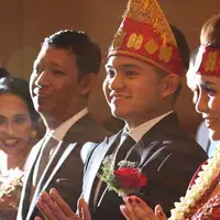 Beberapa hari lalu, Momo Geisha kembali menggelar resepsi pernikahan. Untuk ketiga kalinya Momo dan suaminya Nicola Reza Samudra menggelar resepsi pernikahan. (Instagram/nobelphotography)