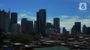 Suasana cerah kota Jakarta, Selasa (1/12/2020). Kota Jakarta dengan langit biru menambah keindahan hutan beton. BMKG bahwa kualitas udara Jakarta jadi baik dalam dua minggu ini, Jakarta mengalami hujan dengan intensitas tinggi disertai angin kencang. (merdeka.com/Imam Buhori)