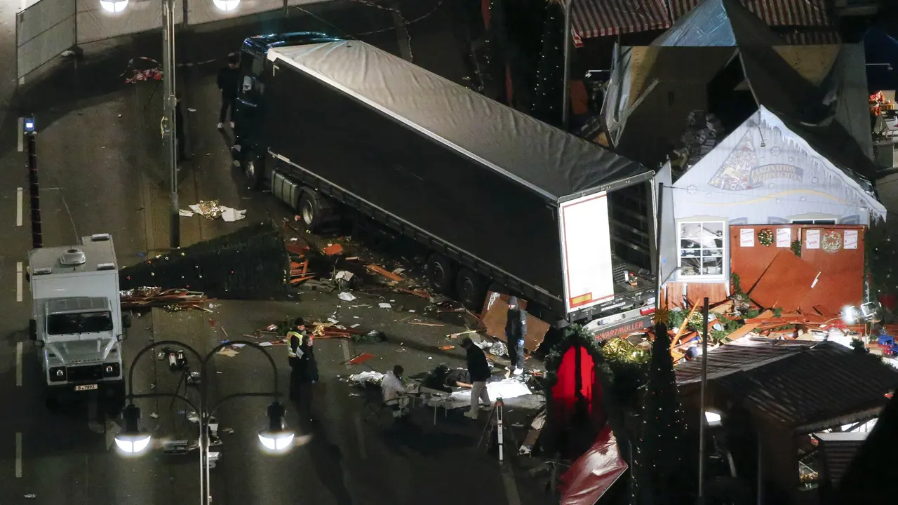 Korban Truk Tabrak Pasar Berlin Meningkat Jadi 12 Orang Tewas