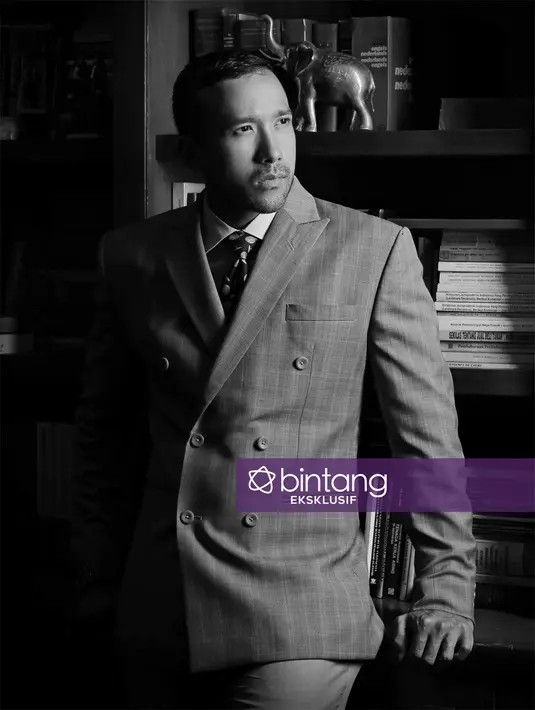 Wawancara dan foto eksklusif Maruli Tampubolon, pengacara, penyanyi dan pemeran beberapa waktu lalu. Fotografer: Adrian Putra, DI: Muhammad Iqbal Nurfajri. (Adrian Putra/Bintang.com)