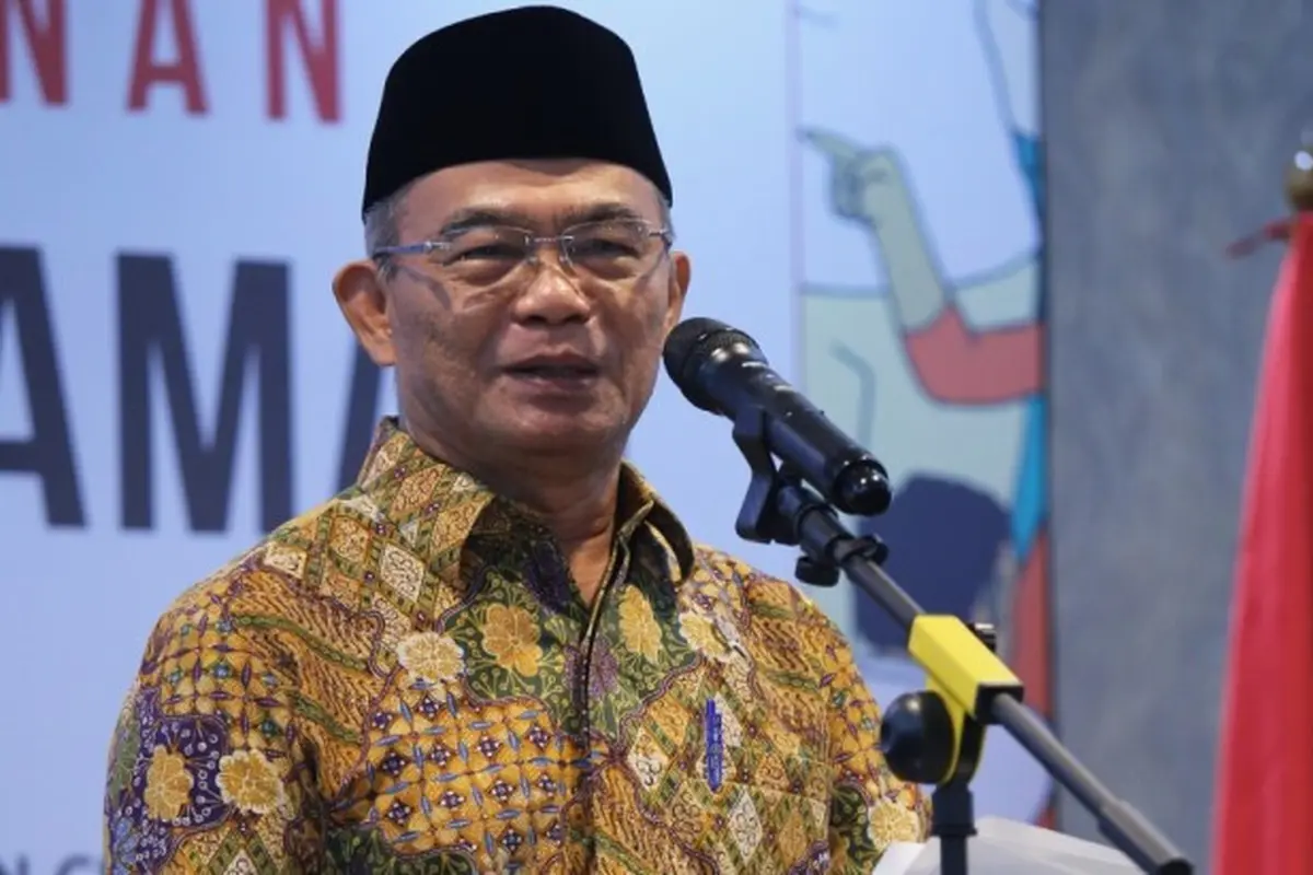 Pemerintah memprediksi arus mudik pada 2024 bakal melonjak hingga 50 persen dibanding tahun lalu. Berdasarkan hasil survei dan rapat koordinasi lintas sektoral operasi ketupat, jumlahnya akan mencapai 193 juta kendaraan.