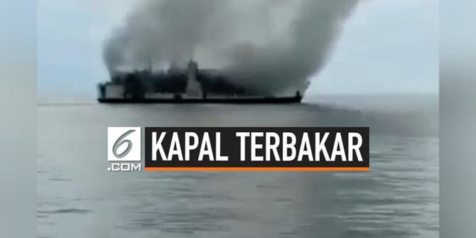 VIDEO: KM Santika Nusantara Terbakar di Perairan Masalembu