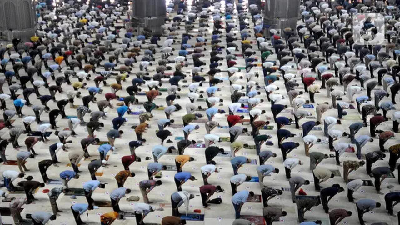 Niat, Tata Cara, dan Keutamaan Sholat Tarawih di Bulan Ramadhan 2025