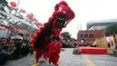 Berbagai pertunjukan seni budaya serta aktivitas ekonomi kreatif masyarakat dihadirkan dalam perayaan Cap Go Meh ini. Tampak dalam foto, penari Barongsai saat tampil pada puncak perayaan Cap Go Meh di kawasan Pancoran Chinatown Point Mall, Jakarta, Selasa 3 Maret 2026. (Kapanlagi.com/Budy Santoso)