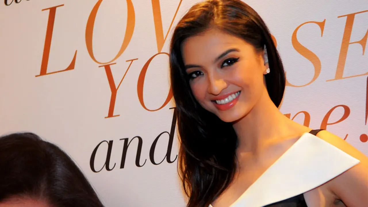 Pesona Raline Shah Bikin Penggemar Cilik Ini Tak Berkedip