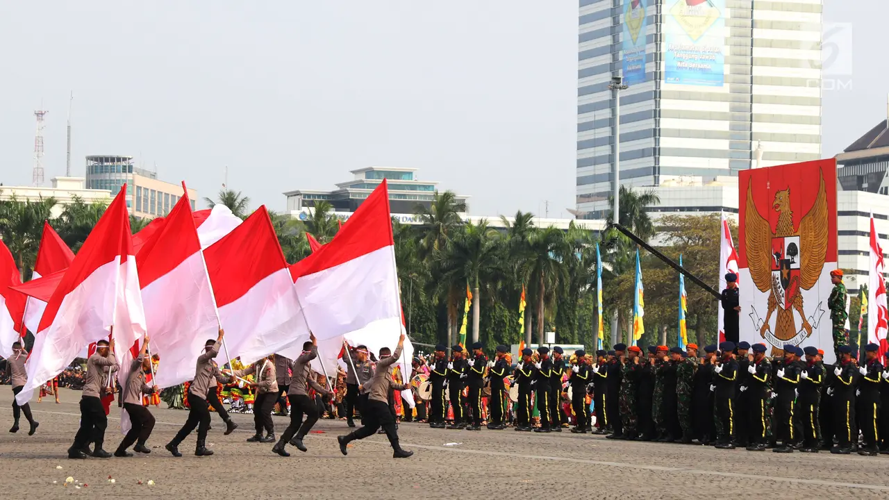 Kemeriahan HUT Bhayangkara di Monas