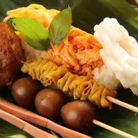 ilustrasi nasi jotos/Ariyani Tedjo/Shutterstock