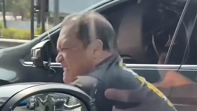 Viral Pengendara Ngamuk di Sunter